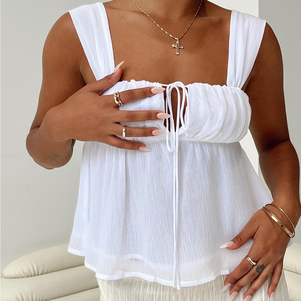 Princess Polly Mooney Ivory Tank SZ 2
